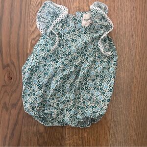 Vignette bubble romper